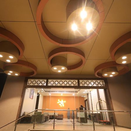 Apricot Hotel , أحمد أباد المظهر الخارجي الصورة