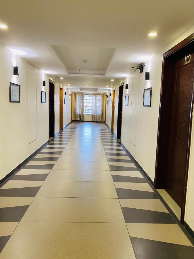 Apricot Hotel , أحمد أباد المظهر الخارجي الصورة