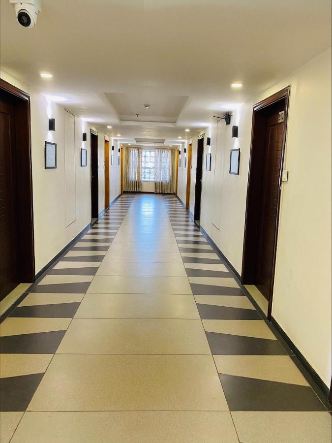 Apricot Hotel , أحمد أباد المظهر الخارجي الصورة