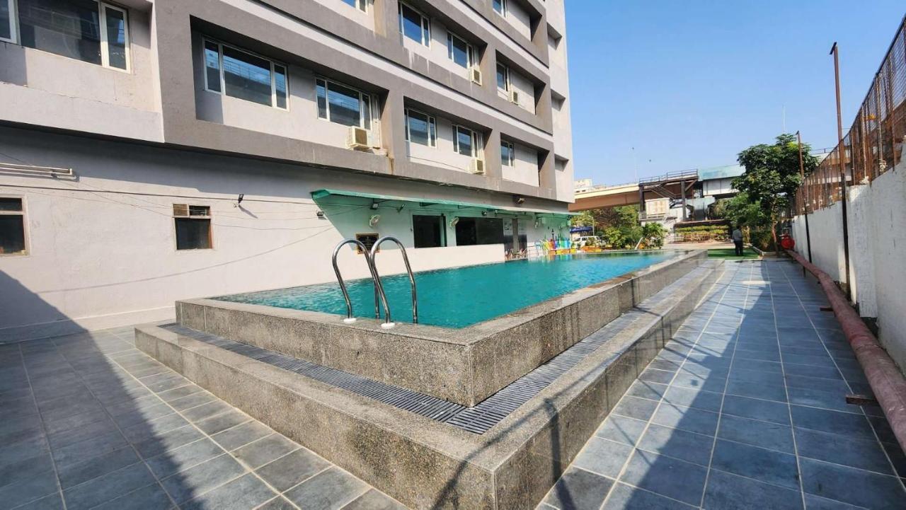 Apricot Hotel , أحمد أباد المظهر الخارجي الصورة